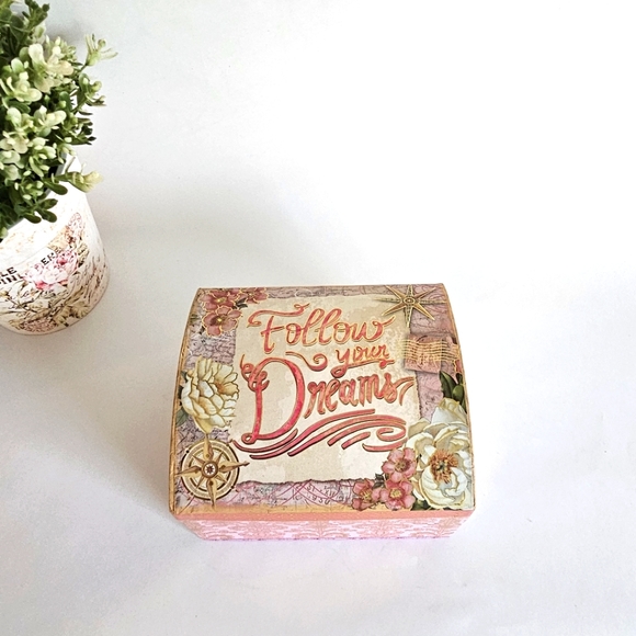 Musical Box Punch Studio "Follow Your Dreams" Verbena Soap, Playing Strauss - Picture 6 of 15